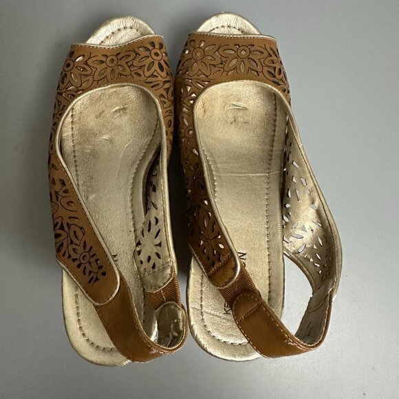 Kenneth Cole Reaction Brown Floral cut out Cork Slingback peep Wedge Sz 7.5 - Picture 4 of 5